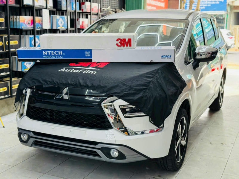 Đảm bảo nguồn gốc và thông số kỹ thuật khi mua phim cách nhiệt giá rẻ Kiểm tra tem mác và thông số kỹ thuật phim cách nhiệt