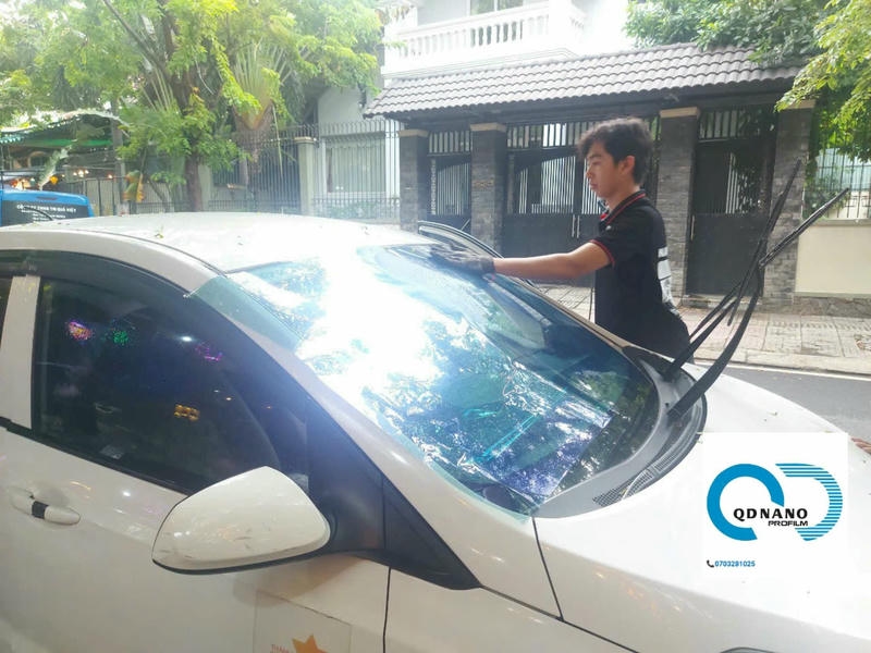 Phim cách nhiệt ô tô quận 12