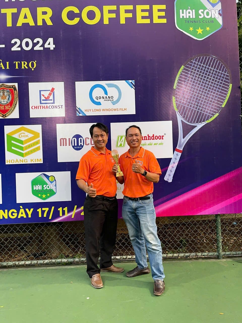 Đại diện phim cách nhiệt Huy long tại giải đấuTENNIS GOLDSTAR COFFEE 2024